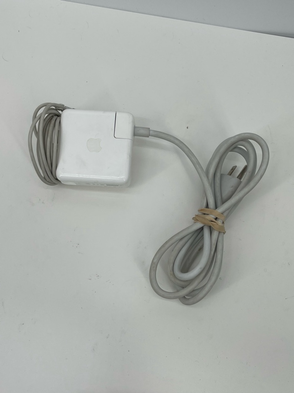Apple 60 W MagSafe Power Adapter and Extended Cord